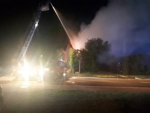 brandend%20huis%20buurman%202.jpg