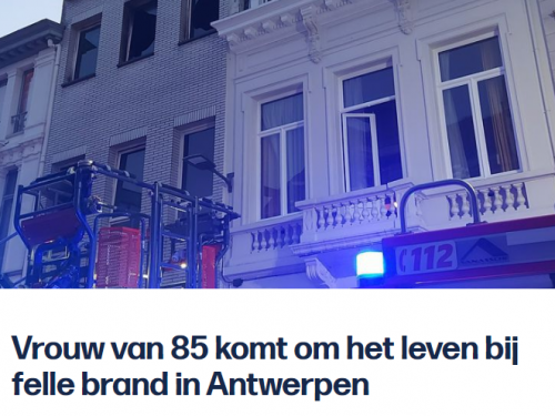 Knipsel%20vrouw%2085.PNG