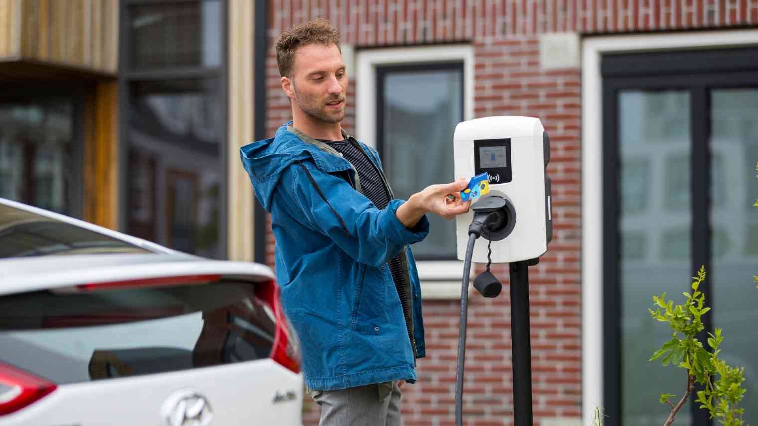 anwb-thuis-opladen-ev-1520-01.jpg